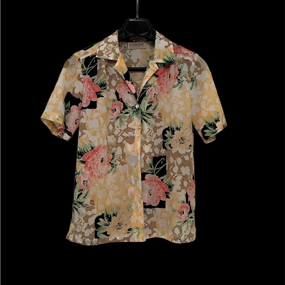 Floral design blouse A54AR1